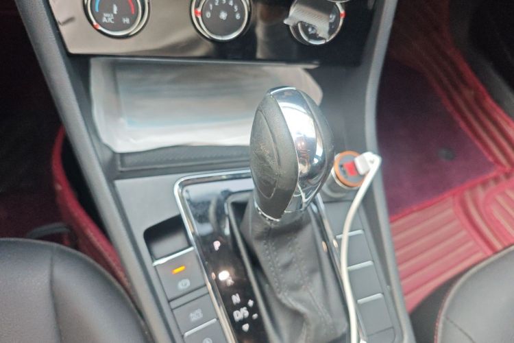 Volkswagen Bora 2020 #16 Volkswagen Bora 2020 صورة سيارة #16