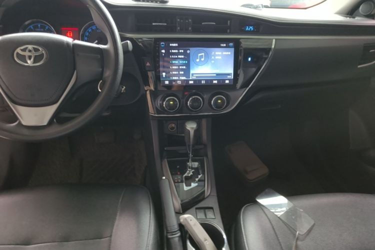 Toyota Corolla 2017 car image #13