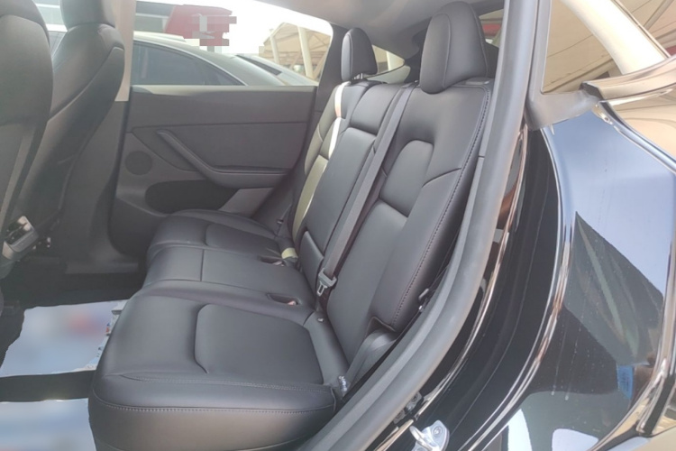 Tesla Model Y 2023 #17 Tesla Model Y 2023 car image #17