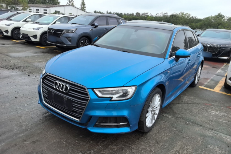Audi A3 2018 #2 Audi A3 2018 изображение автомобиля #2