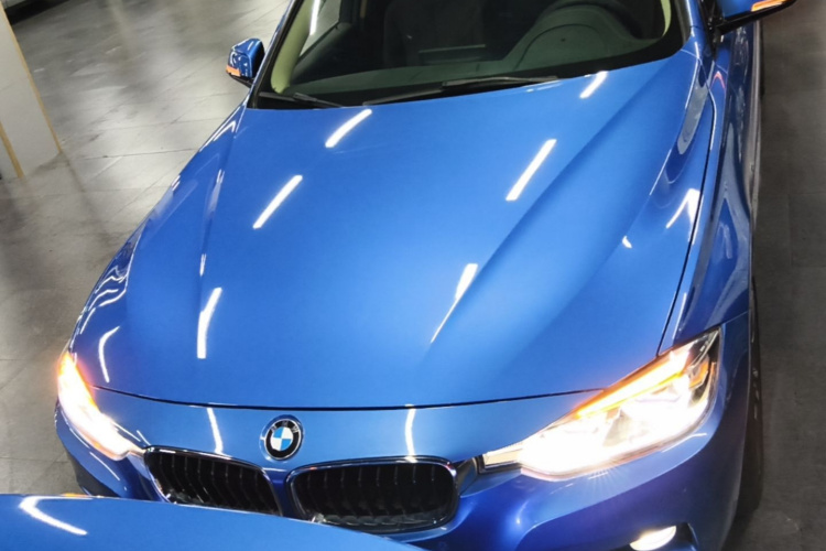 BMW 3 Series 2019 car image #3