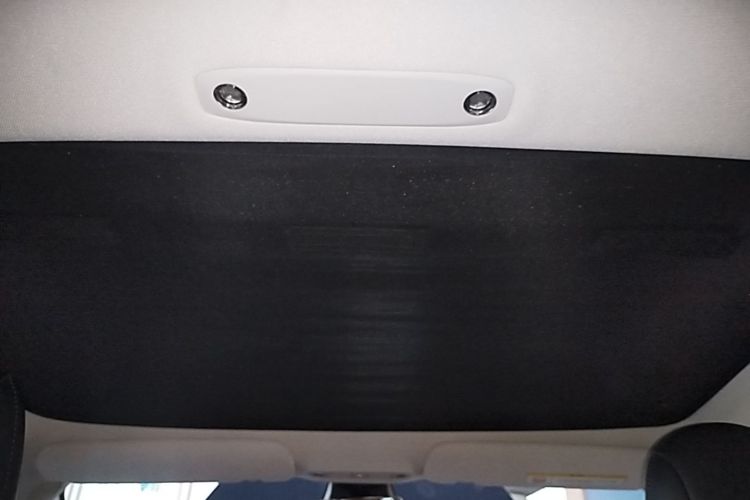 Tesla Model 3 2020 immagine di auto #18