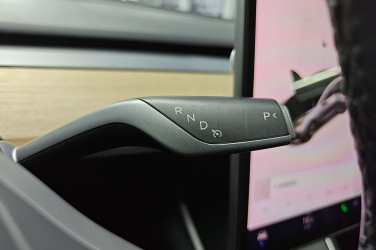 Tesla Model 3 2020 #14 Tesla Model 3 2020 car image #14