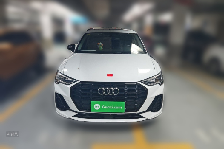 Audi Q3 2021 car image #3