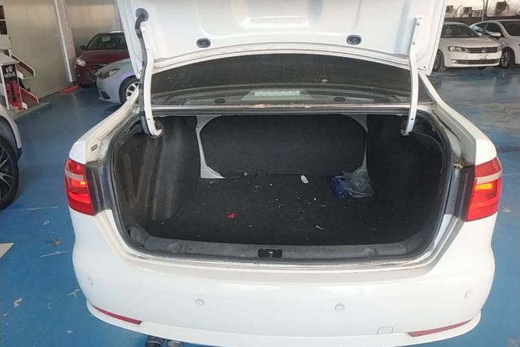 Volkswagen Lavida 2016 car image #19