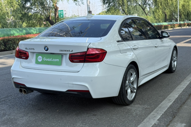 BMW 3 Series 2017 car image #7