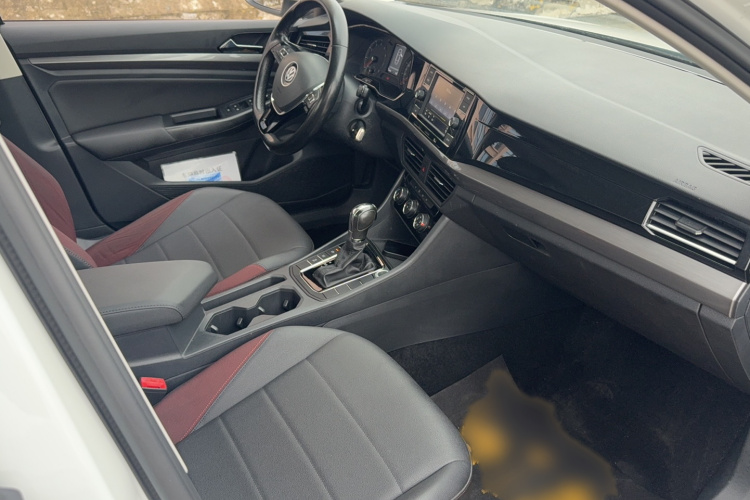 Volkswagen Bora 2019 car image #22