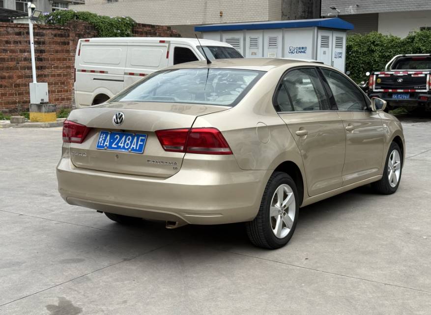 Volkswagen Santana 2013 #6 Volkswagen Santana 2013 صورة سيارة #6