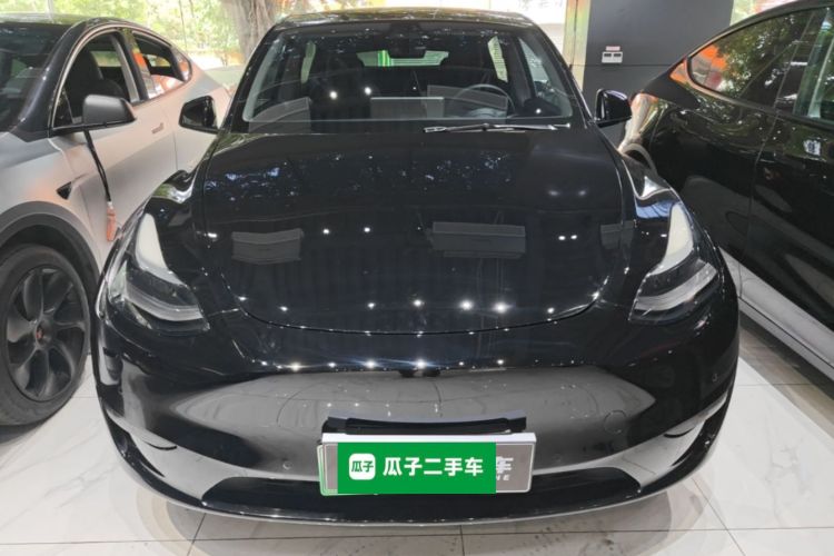 Tesla Model Y 2022 #3 Tesla Model Y 2022 car image #3