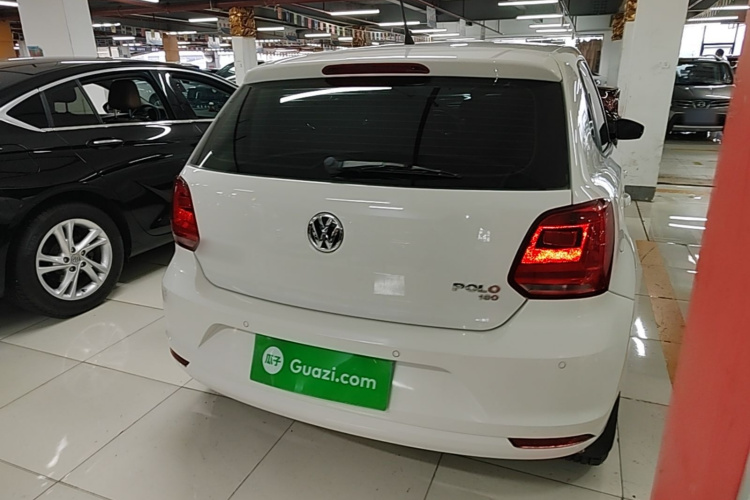 Volkswagen Polo 2017 car image #7