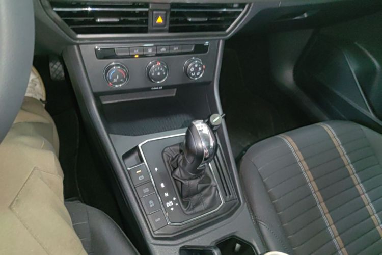 Volkswagen Lavida 2019 #14 Volkswagen Lavida 2019 car image #14