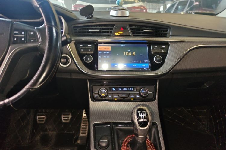 GEELY Emgrand GS 2017 #13 GEELY Emgrand GS 2017 car image #13