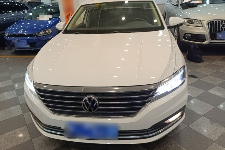 Volkswagen Lavida 2021 car image #3
