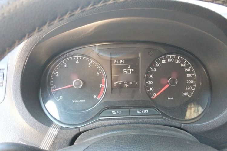 Volkswagen Polo 2016 #16 Volkswagen Polo 2016 car image #16