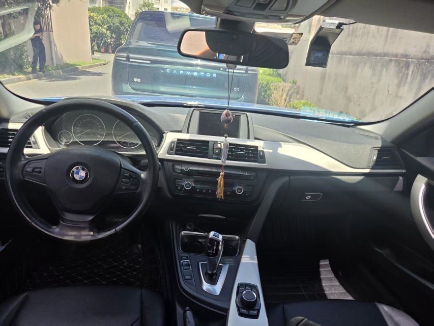 BMW 3 Series 2014 car image #3