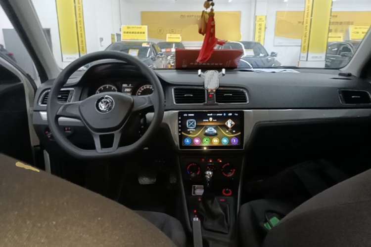 Volkswagen Lavida 2018 car image #10