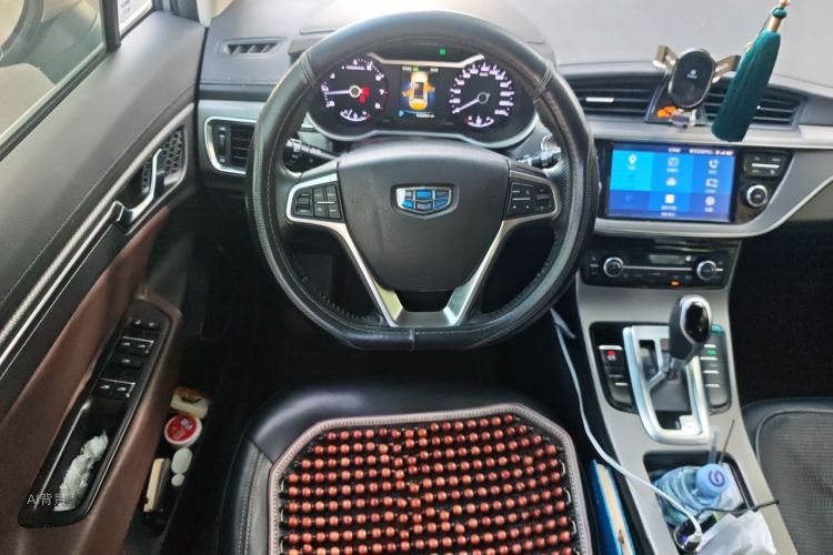 GEELY Emgrand GS 2017 car image #12