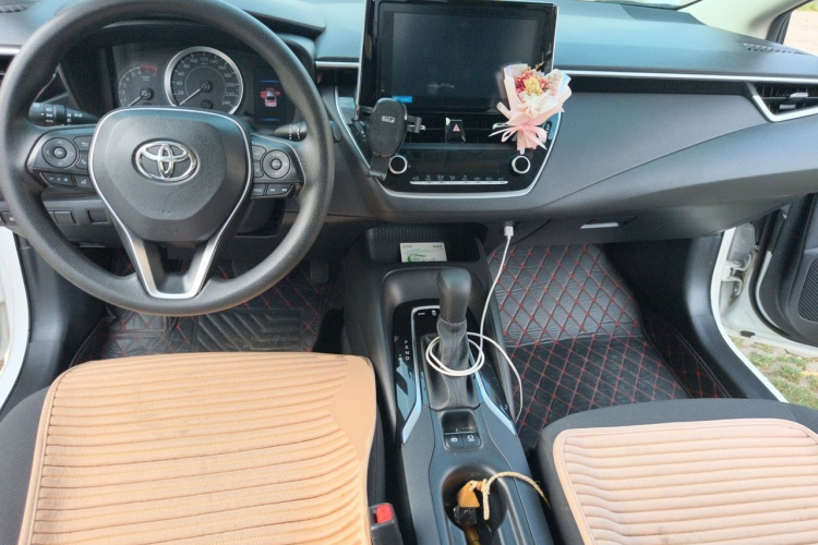 Toyota Corolla 2020 car image #11
