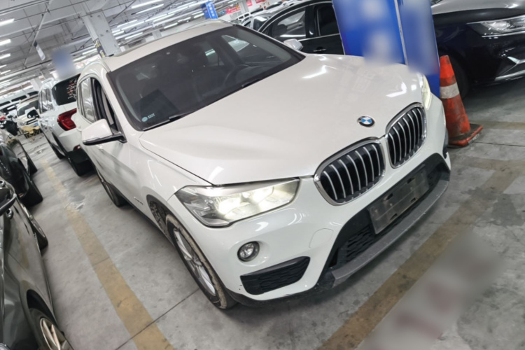 BMW X1 2017 #4 BMW X1 2017 car image #4