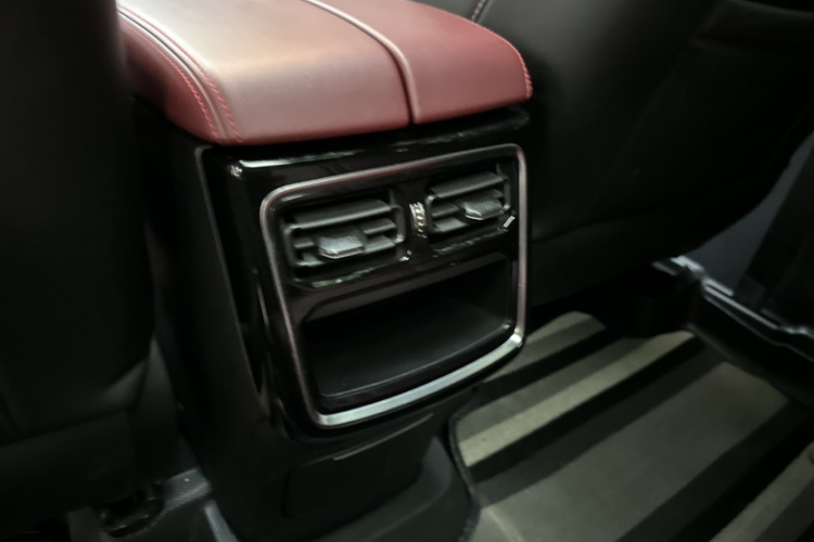 Jetour X70 PLUS 2021 #21 Jetour X70 PLUS 2021 изображение автомобиля #21