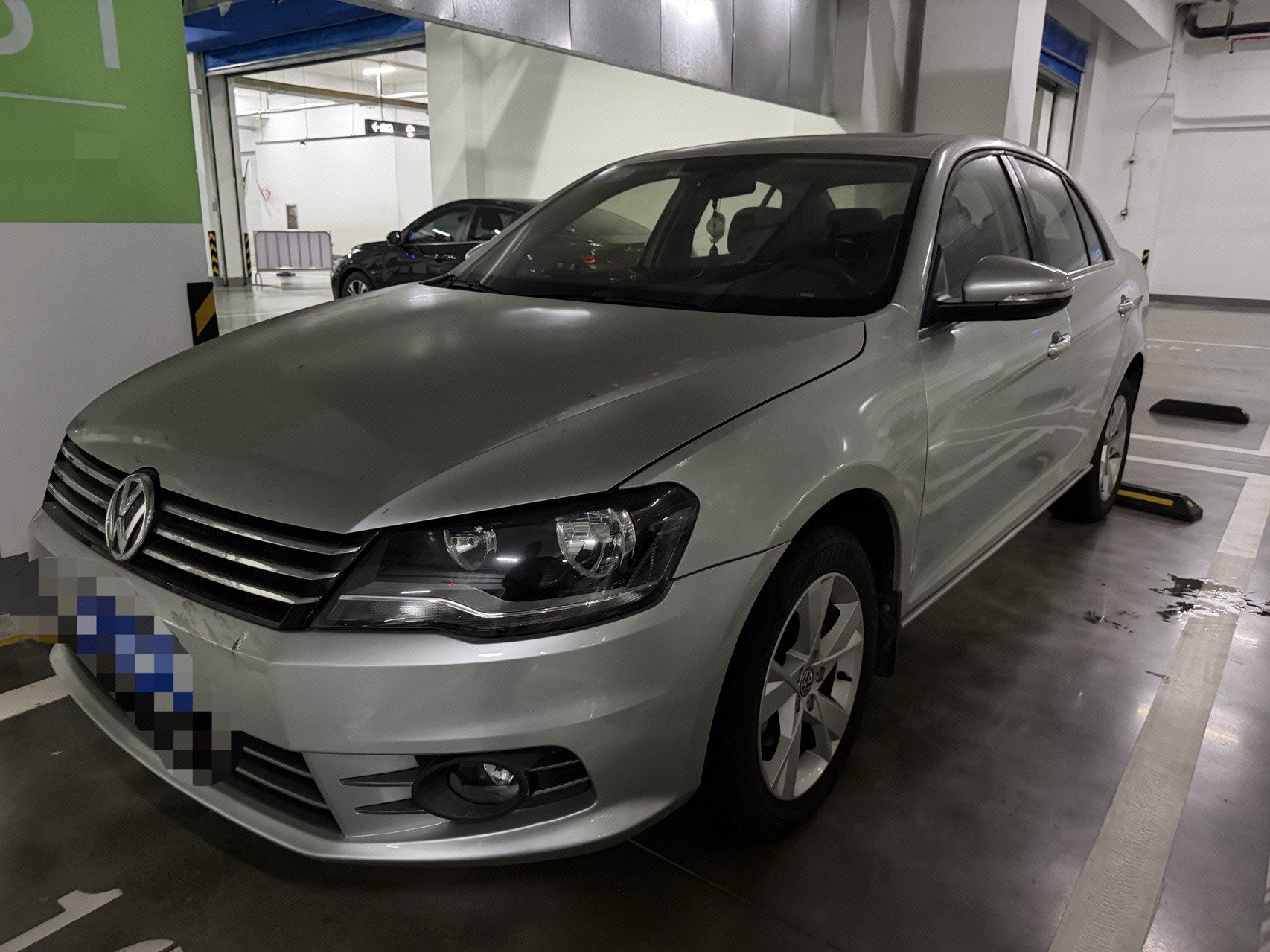 Volkswagen Bora 2014 car image 