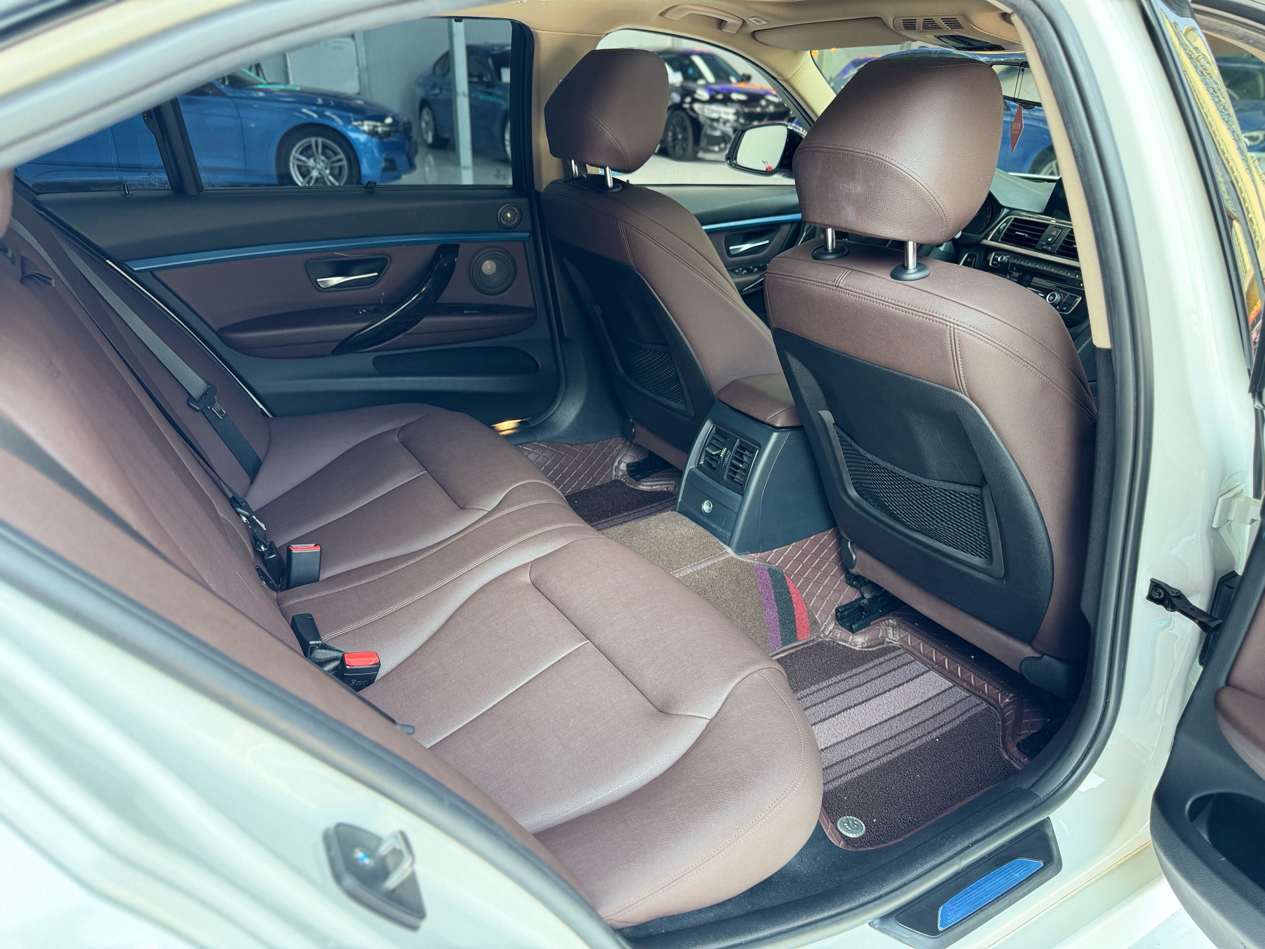 BMW 3 Series 2019 imagen de coche #13