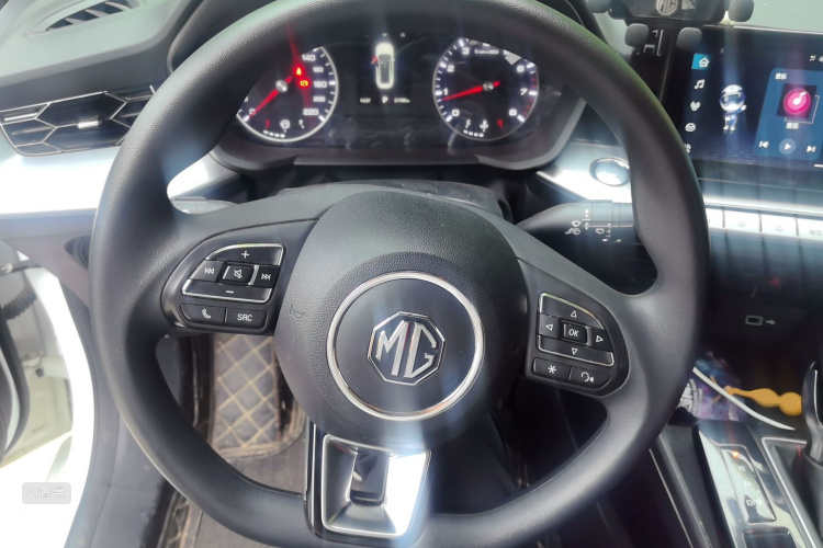 MG 5 2024 car image #12