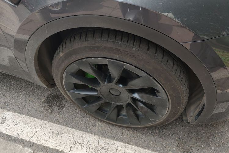 Tesla Model Y 2021 #9 Tesla Model Y 2021 car image #9