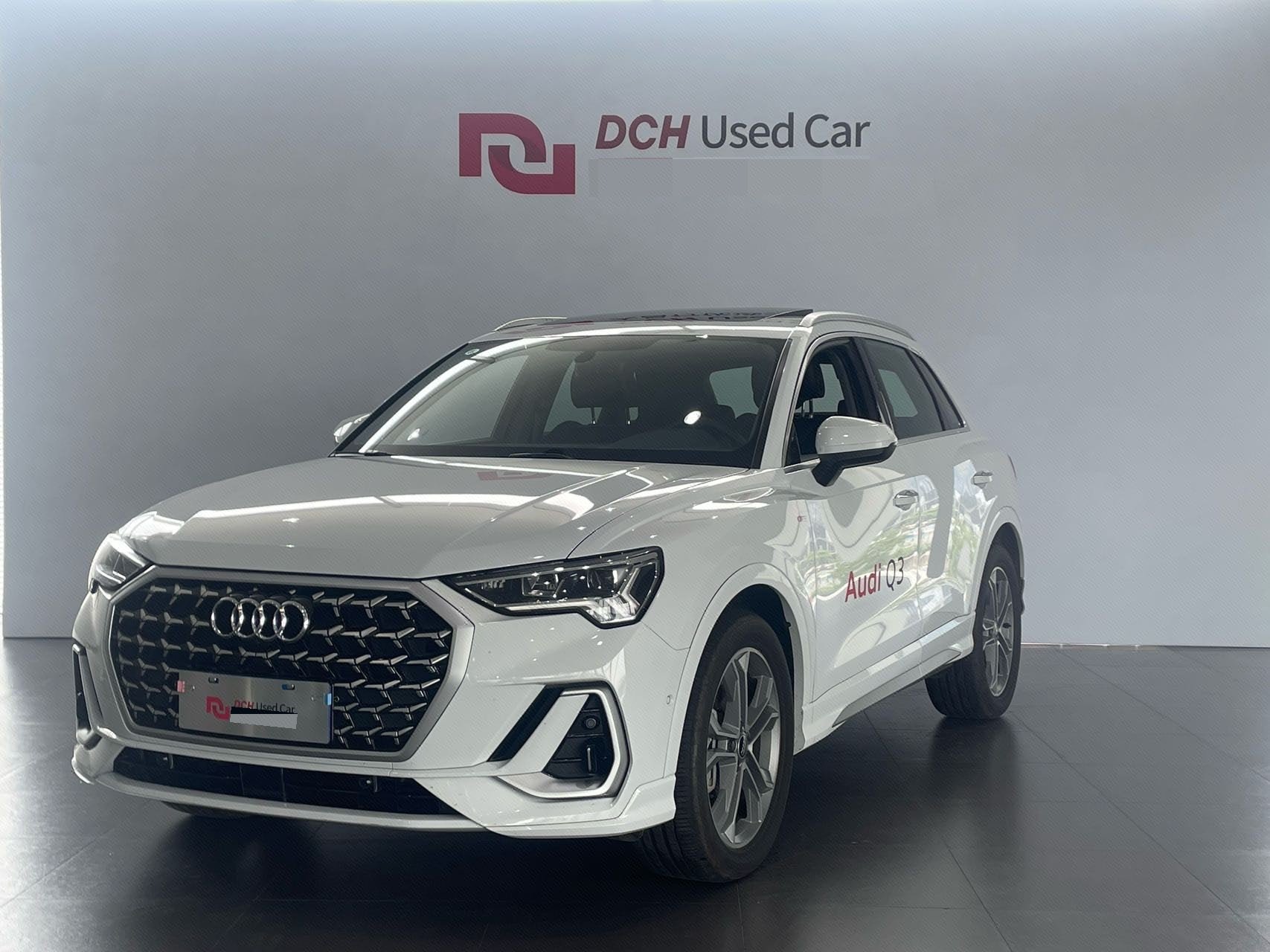 Audi Q3 2025 Audi Q3 2025 car image