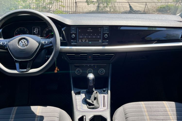 Volkswagen Lavida 2020 car image #12