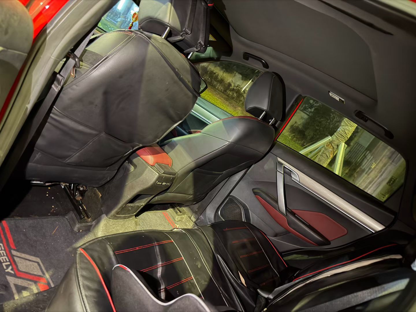 GEELY Coolray 2019 صورة سيارة #4