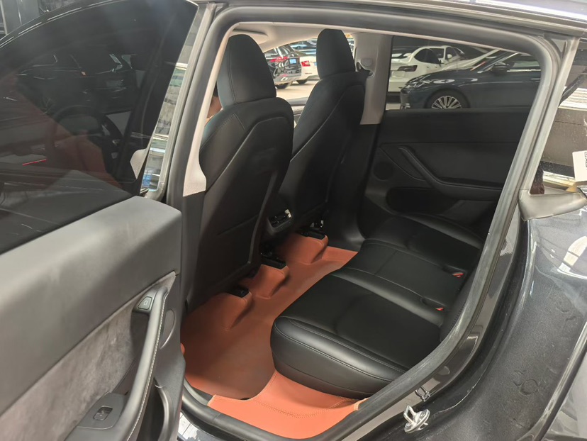 Tesla Model Y 2024 #3 Tesla Model Y 2024 car image #3