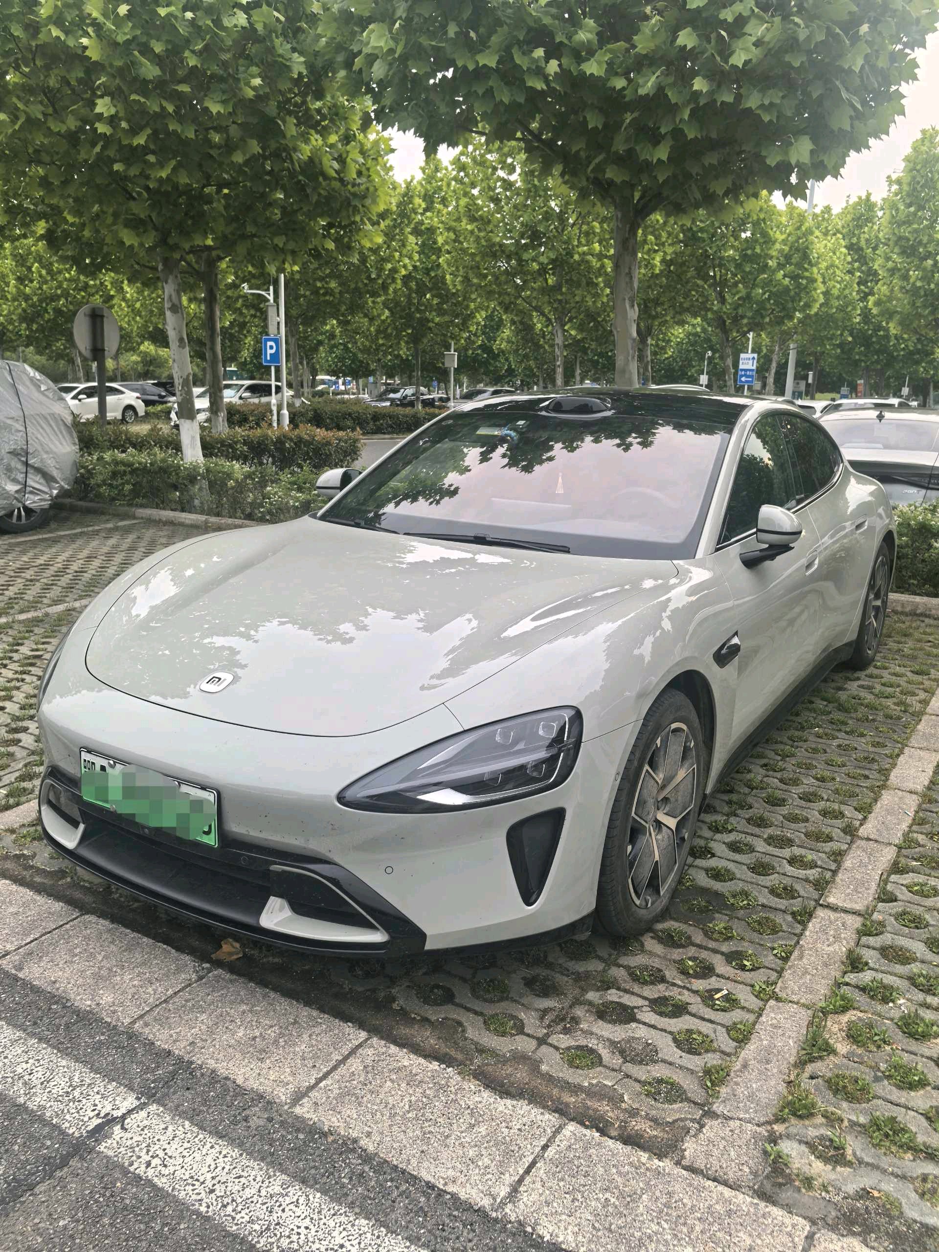 MI SU7 2024 car image 