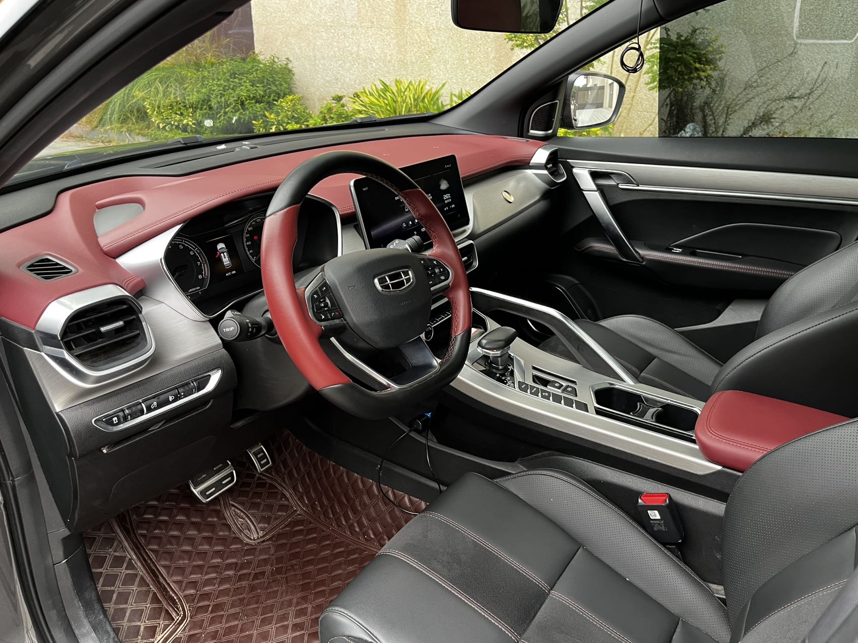 GEELY Coolray 2022 #11 GEELY Coolray 2022 car image #11