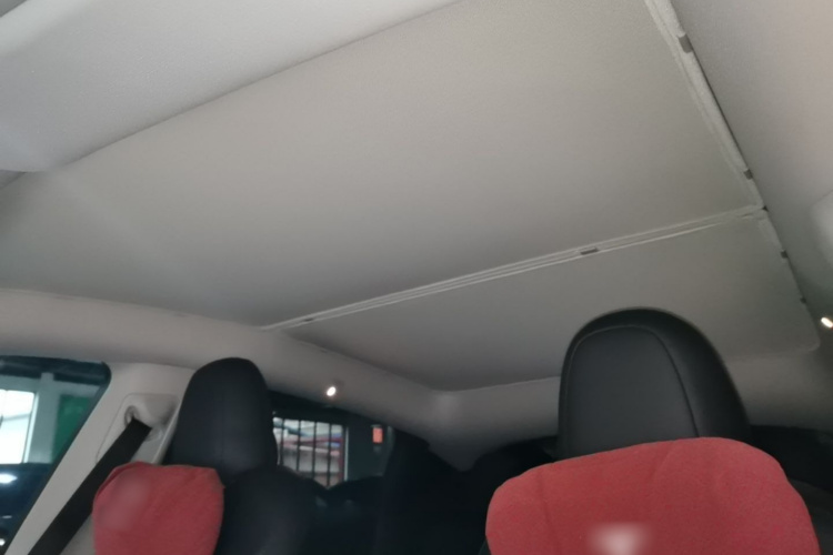 Tesla Model Y 2024 #18 Tesla Model Y 2024 car image #18