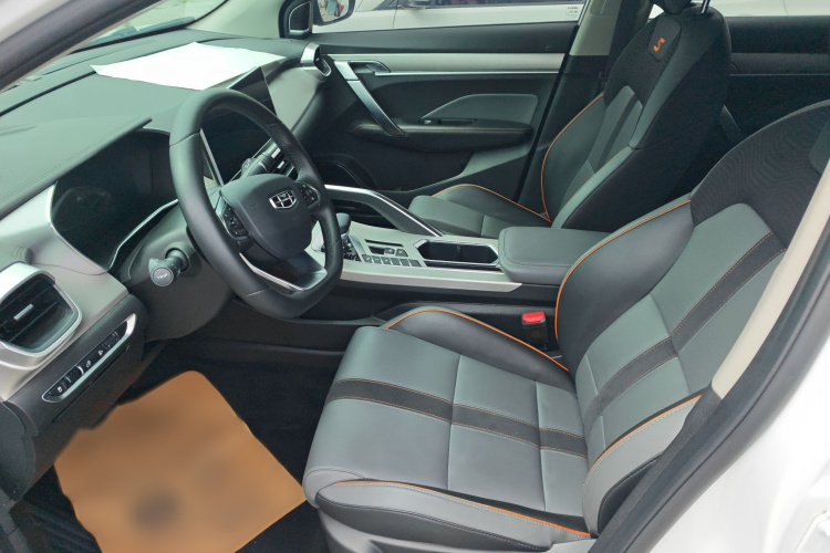 GEELY Coolray 2023 #12 GEELY Coolray 2023 car image #12