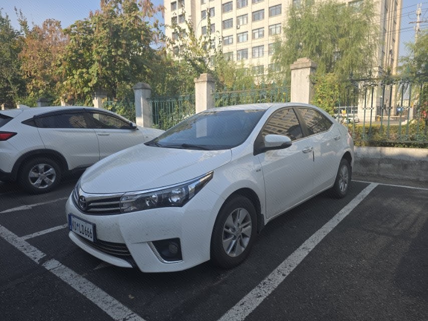 Toyota Corolla 2015 immagine di auto 