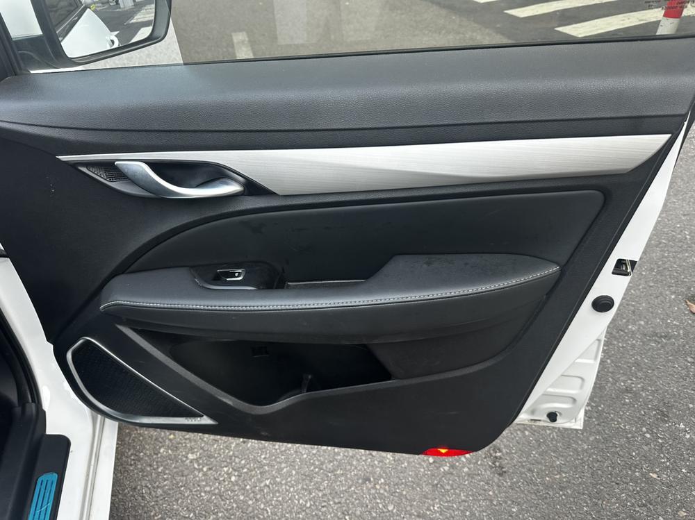 GEELY Emgrand 2018 #12 GEELY Emgrand 2018 car image #12