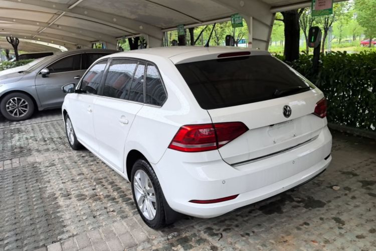 Volkswagen Santana 2016 car image #7