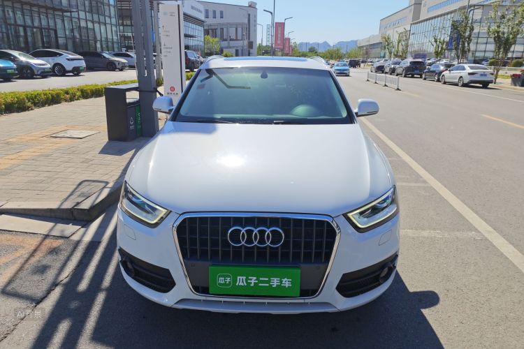 Audi Q3 2015 #3 Audi Q3 2015 car image #3