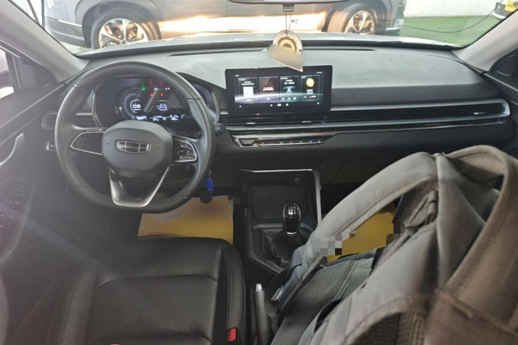 GEELY Emgrand 2022 #10 GEELY Emgrand 2022 car image #10