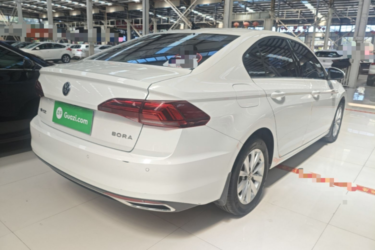 Volkswagen Bora 2022 immagine di auto #7