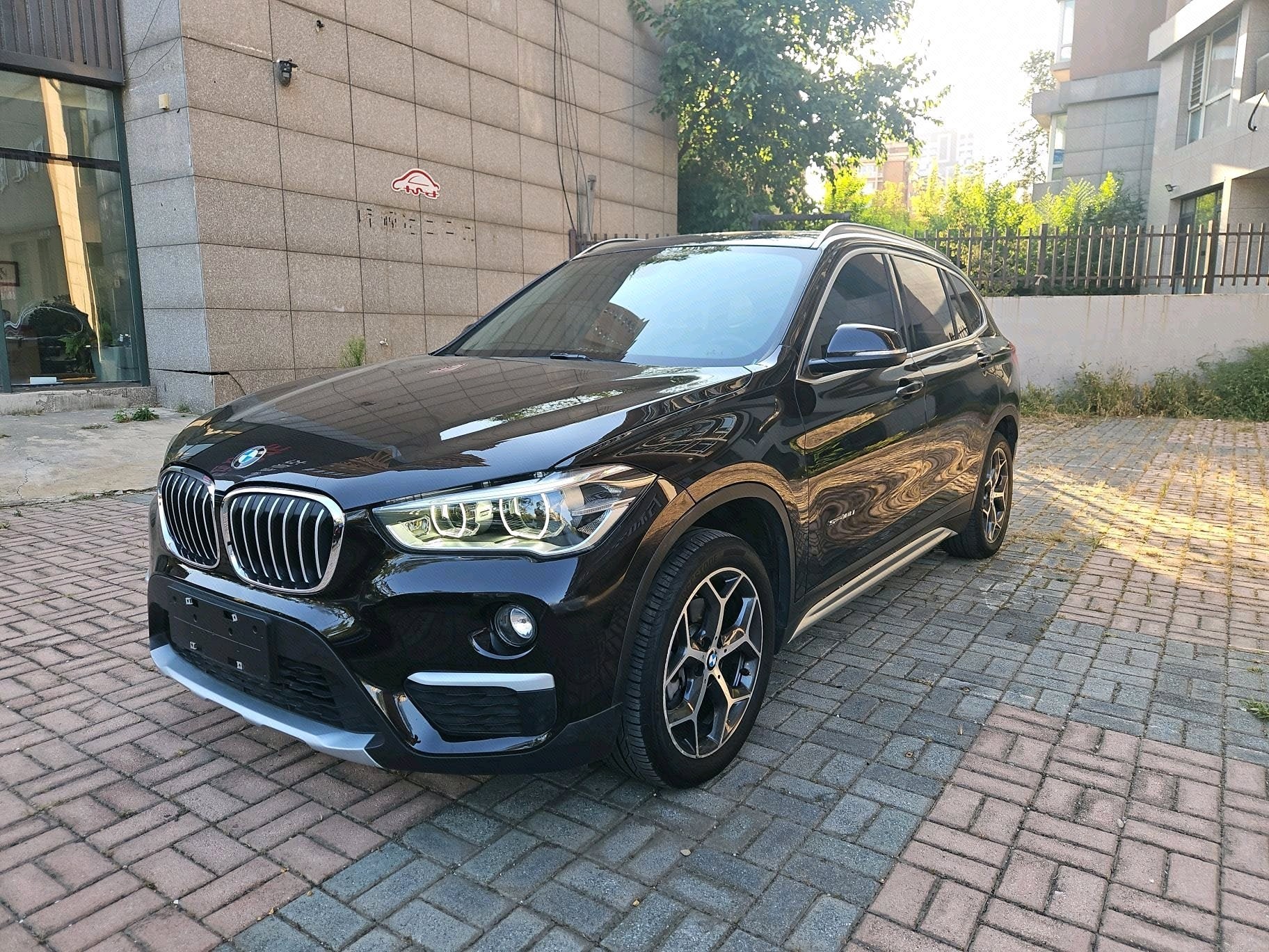 2017 2017 car image
