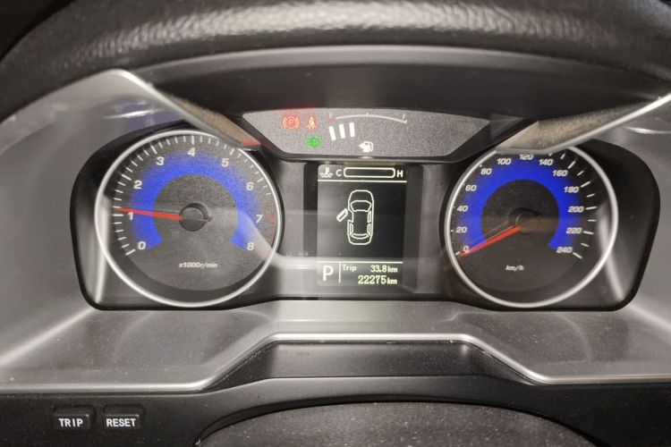 GEELY Emgrand 2015 #12 GEELY Emgrand 2015 car image #12
