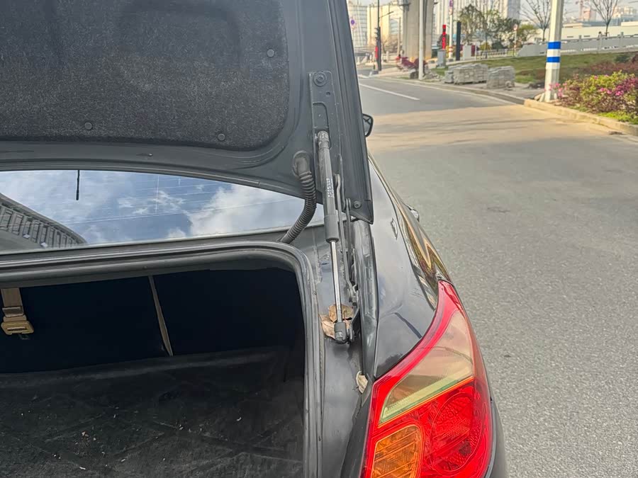 Roewe 550 2014 imagem de carro #23