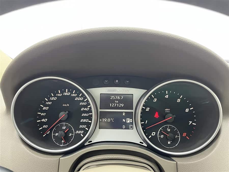 Mercedes-Benz M AMG 2010 #23 Mercedes-Benz M AMG 2010 image de voiture #23