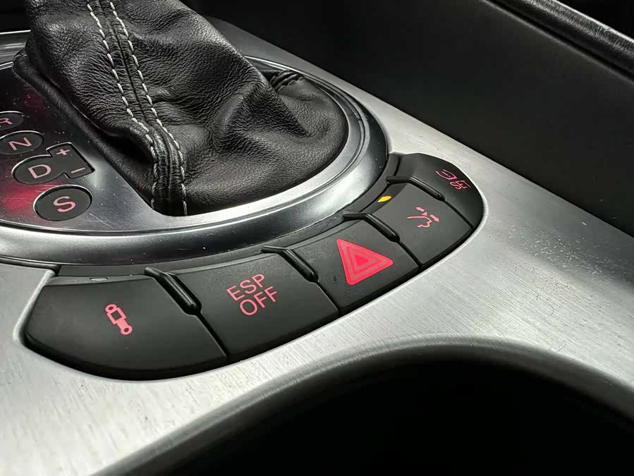 Audi TTS 2009 imagem de carro #23