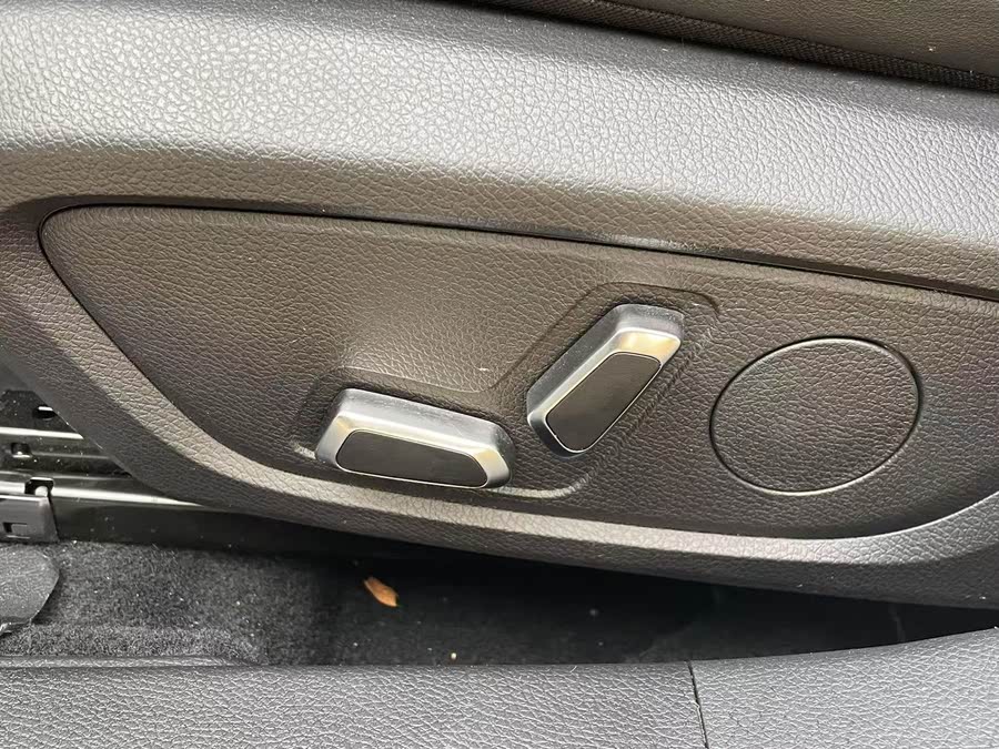 GEELY Monjaro MHEV 2024 car image #23