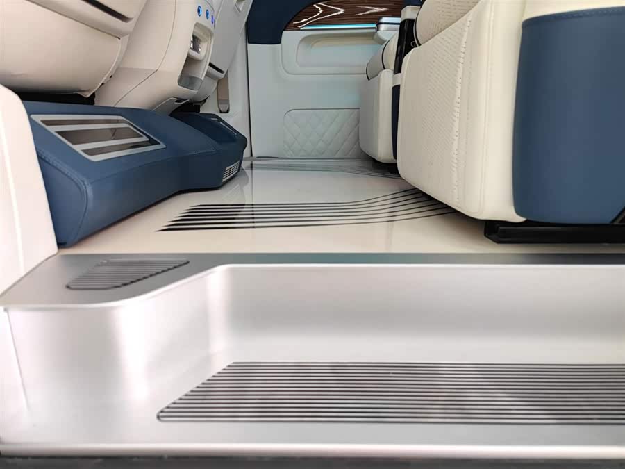 Mercedes-Benz V Class 2023 #23 Mercedes-Benz V Class 2023 immagine di auto #23