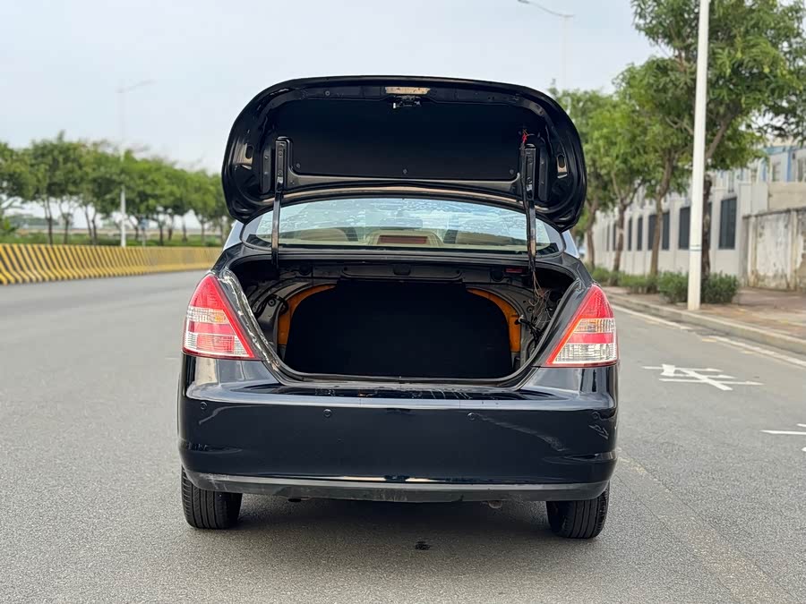 日产 颐达 2009 汽车图片 #23